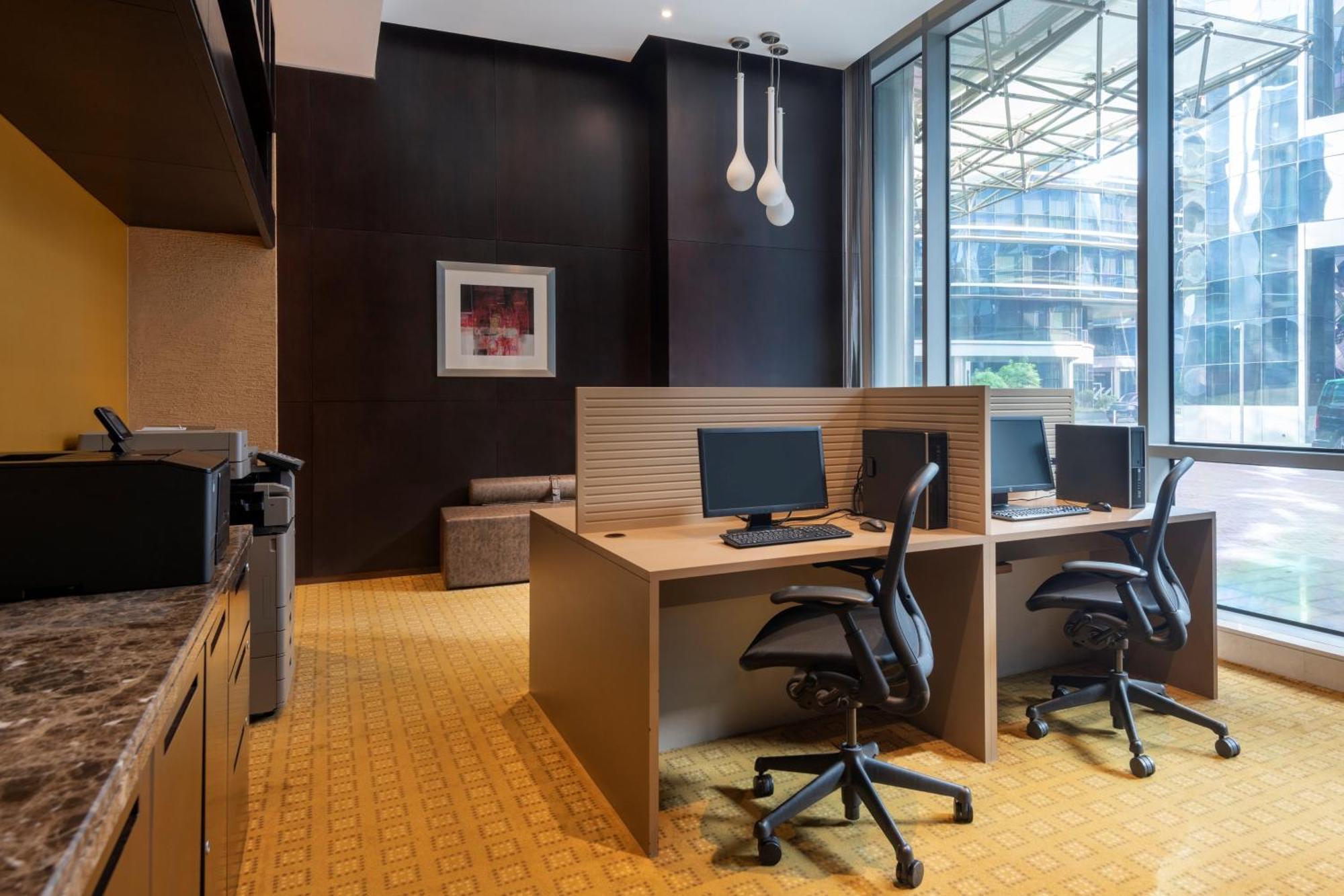 Crowne Plaza Doha - The Business Park By Ihg Hotell Exteriör bild